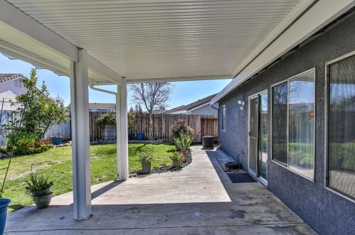 8489 Mcgray Way, Elk Grove CA  95624-4121 exterior