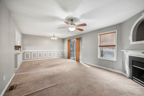 2502 Timberglen Dr, Imperial PA  15126-9282 exterior