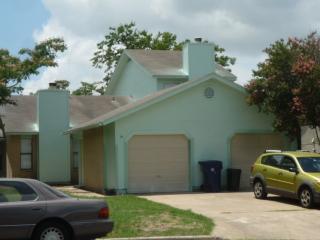 333 Rawhide Loop, Round Rock TX  78681-6926 exterior