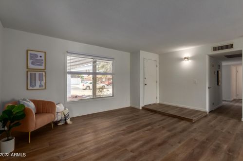 11011 47th Dr, Glendale, AZ 85304-4024