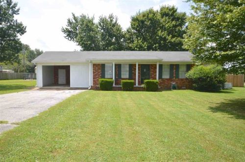 1235 Belle Meade Rd, Bells, TN 38006-3657
