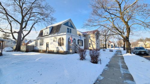 1408 Jackson St, La Crosse WI 54601-5721 exterior