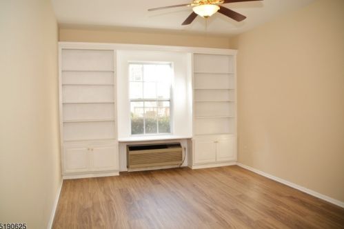 6110 Richmond Rd, West Milford Lakes NJ  07480-5117 exterior