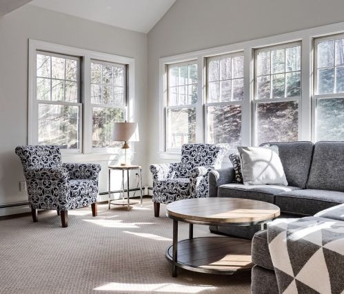 9 Kemble Dr, Shrewsbury MA 01545-1690 exterior