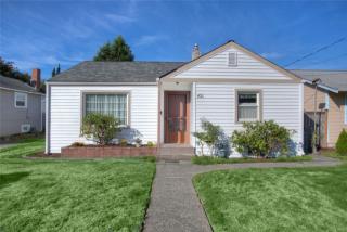 421 Wells Ave, Seattle, WA 98057-2781