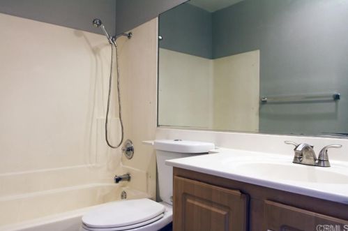 589 Johnson Ave, El Cajon CA  92020-3100 exterior