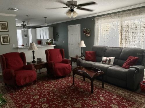 118 Mount Isle Ave, Saint Petersburg, FL 33702-6927