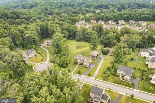 10 Pine Valley Ct, Glen Mills PA  19342-1823 exterior