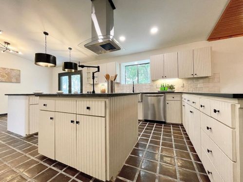 707 River Oaks Dr, Greenville TX  75402-4013 exterior