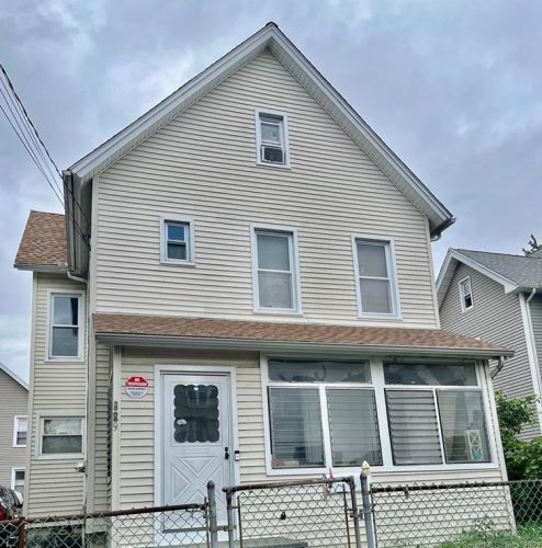 829 Noble Ave, Bridgeport, CT 06608-1049