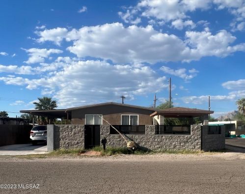 1202 Wabash St, Tucson, AZ 85705-1438