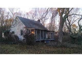 68 Mullen Hill Rd, Waterford, CT 06385-1911