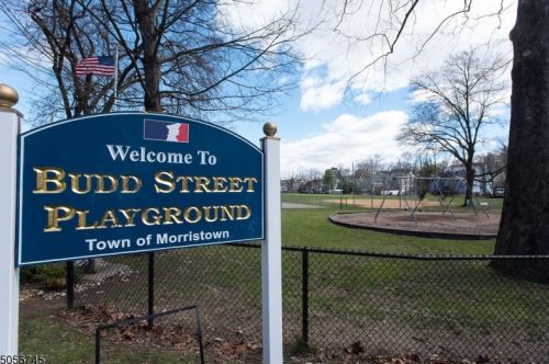 13 Budd St, Morristown NJ  07960-5075 exterior