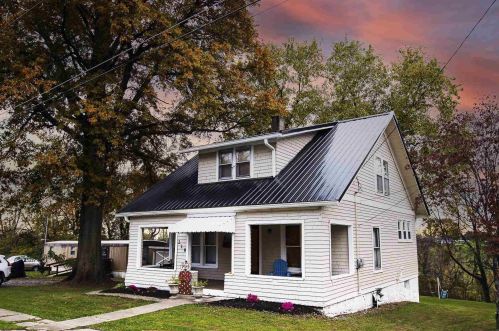 210 Willow St, Bladeston, KY 41004-8319