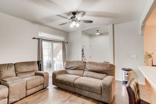 610 Sunrise Dr, Santa Maria, CA 93455-2178