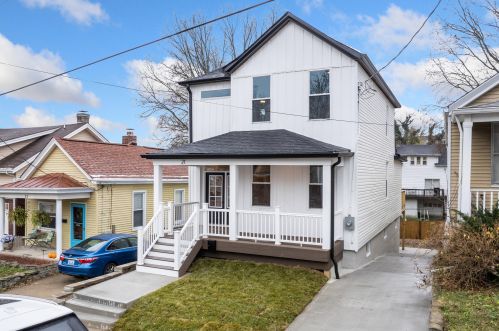 21 Garrison Ave, Newport, KY 41075-2407