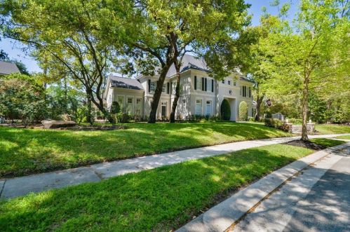 33 Island Green Ct, Humble, TX 77339-5336