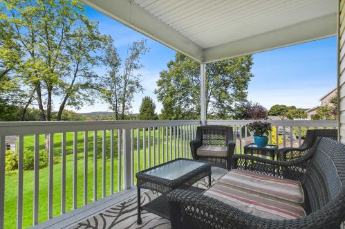 39 Robin Ct, Poughquag NY  12570-4508 exterior