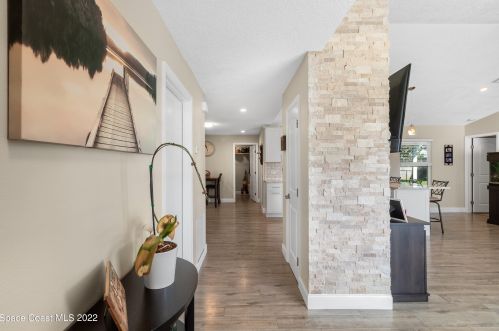 668 Forster Ave, Sebastian FL  32958-4828 exterior