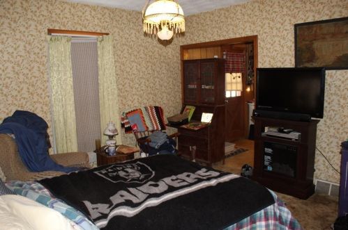 22 Brg St, Monson MA  01057-1207 exterior