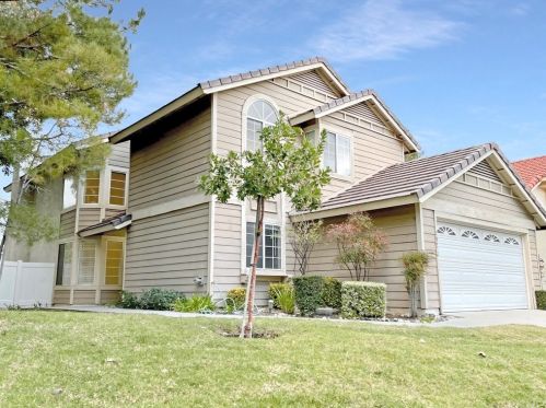 26652 Whippoorwill Pl, Santa Clarita, CA 91351-5536