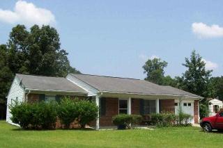 236 White Oak Blvd, Jacksonville NC  28546-4545 exterior