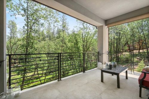 559 Greenwood Dr, Meadow Vista CA  95722-9708 exterior