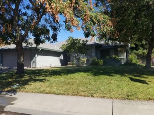 115 Orchard Ln, Winters, CA 95694-2101