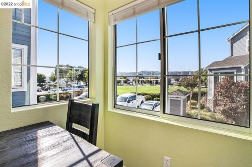 254 E St, Benicia CA  94510-3274 exterior