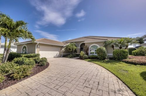 26321 Summer Greens Dr, Bonita Springs, FL 34135-2326
