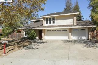 390 Bolero Dr, Danville, CA 94526-5026