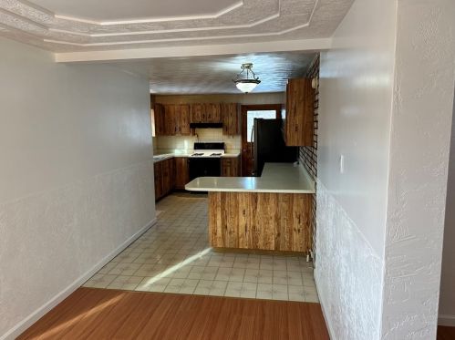 230 4th St, West Newton PA  15089-1604 exterior