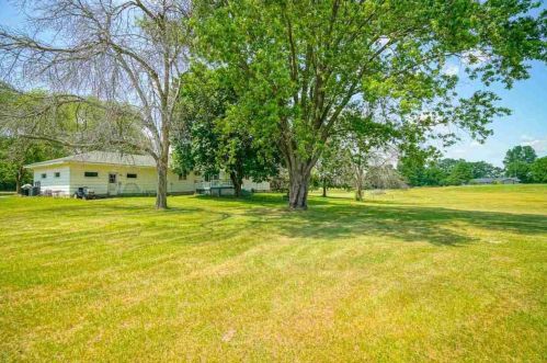 4154 9th Ave, Wisconsin Dells WI  53965-8831 exterior