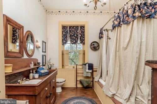 440 Franklin Church Rd, Siddonsburg PA  17019-9766 exterior