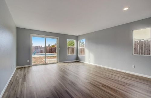 10961 Wethersfield Dr, Mather, CA 95655-3067