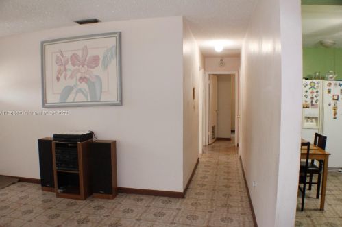 890 35th St, Hialeah FL  33013-3121 exterior