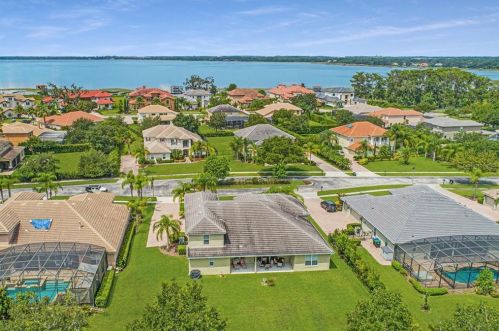 10524 Wittenberg Way, Orlando, FL 32832-7024