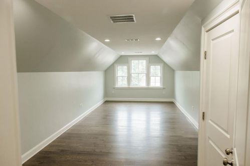 10 Woodward Rd, Lincoln RI  02865-4917 exterior