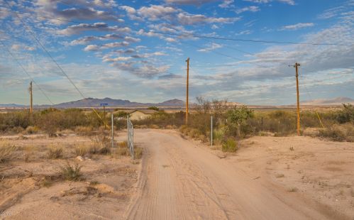 2411 Bryant Ln, Saint David, AZ 85630-6010