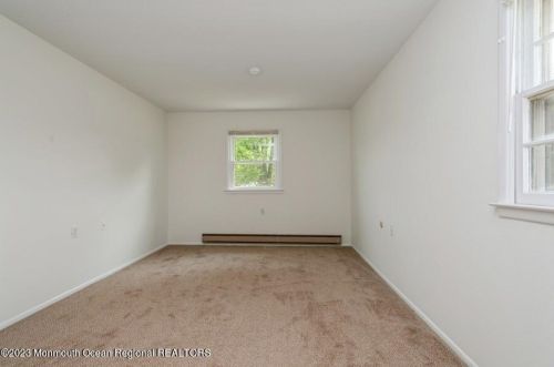 129 Whittier Rd, Bricktown NJ  08724-2404 exterior