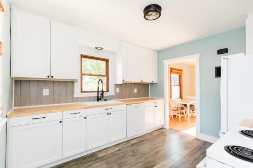 1825 East Ave, La Crosse WI 54601-5767 exterior