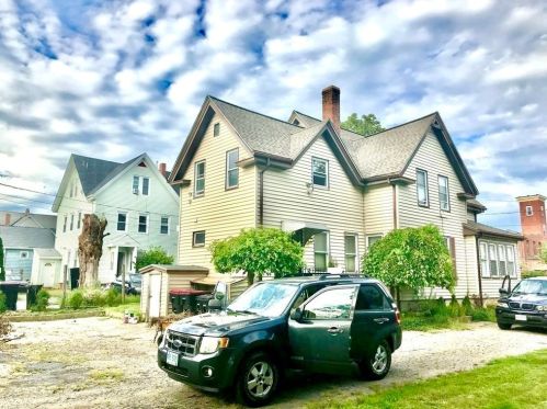 79 Denton St, Brockton, MA 02301-6643