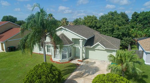 13531 Texas Woods Cir, Orlando, FL 32824-9434