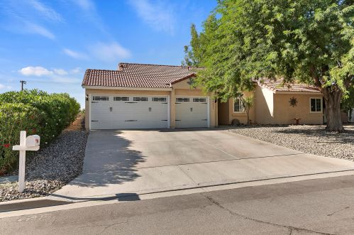 64451 Brae Burn Ave, Desert Hot Springs CA  92240-1240 exterior
