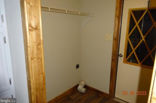 63 Shippensburg Mobile Est, Lees Cross Roads PA  17257-9530 exterior