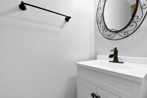 135 Spring Flower Way, Pataskala OH 43062-6997 exterior