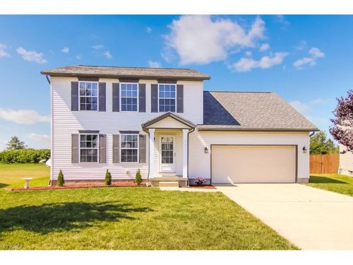 131 Fairfield Dr, Elyria, OH 44035-4569