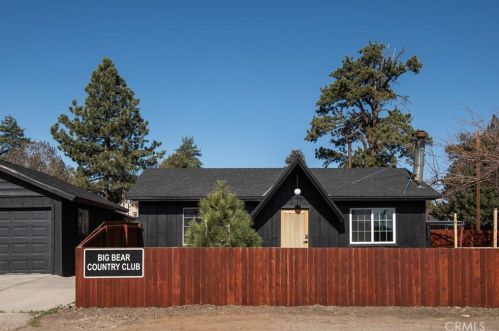 700 Country Club Blvd, Big Bear City CA  92314 exterior