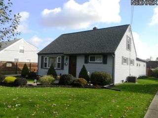 1114 Whipple Ave, Canton, OH 44708-3732