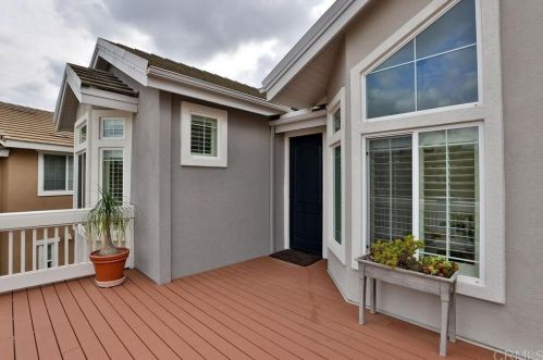 2523 Navarra Dr, Carlsbad CA  92009-7093 exterior